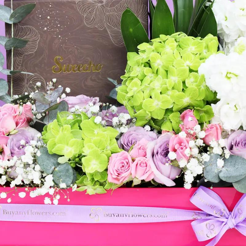 Amazing Garden Floral Hamper thumbnail 2