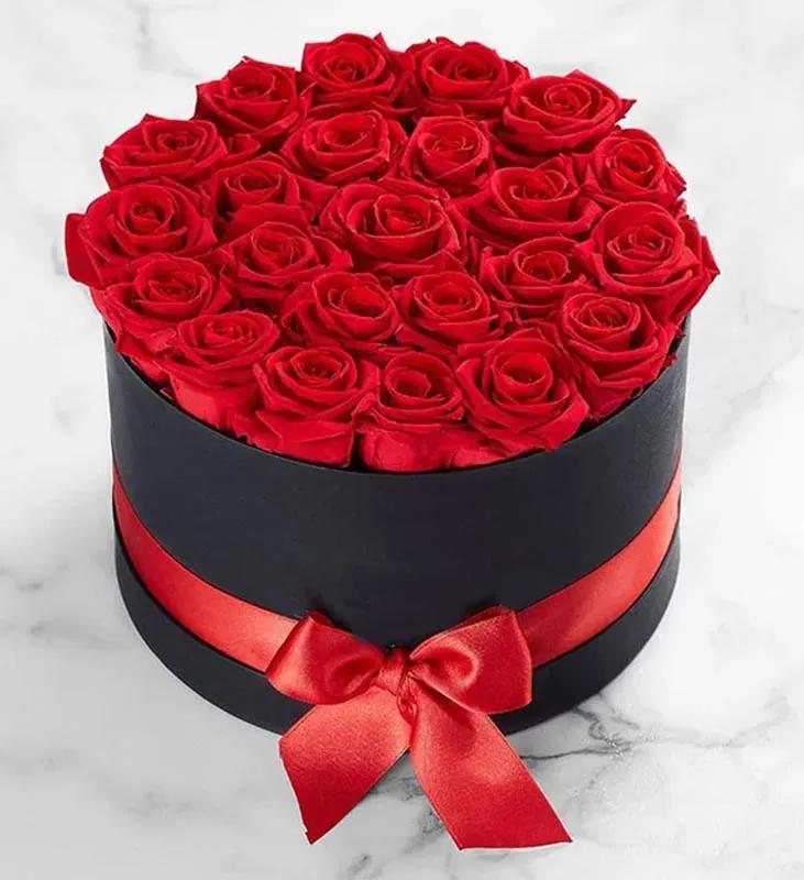 Love Red Roses in Black Round Box thumbnail 1