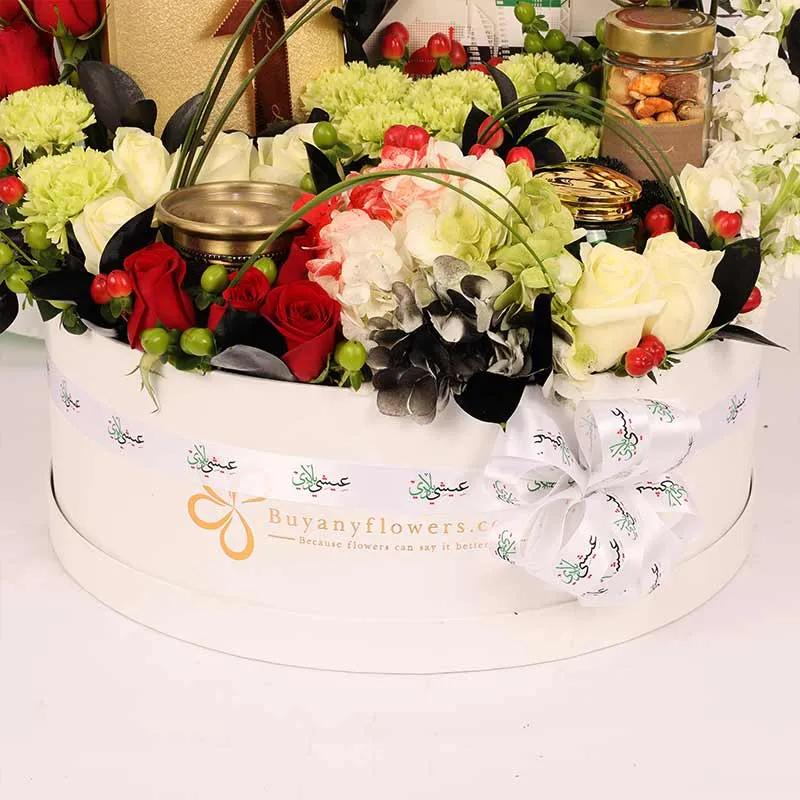 Loving UAE Flower Hamper thumbnail 4