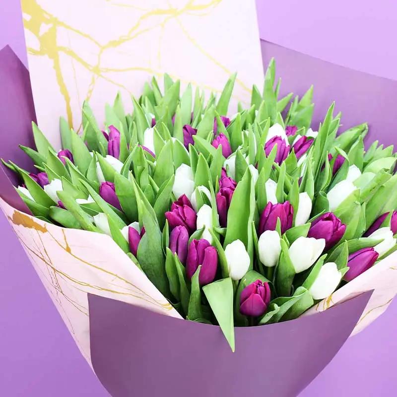 Purple and White Beauty 101 Tulips Bouquet thumbnail 2
