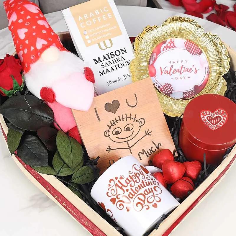 Forever Love Valentine Gift Tray - Gifts gift from Buy Any Flowers Dubai in Al Quoz Industrial Area 4, Dubai, UAE - image 2