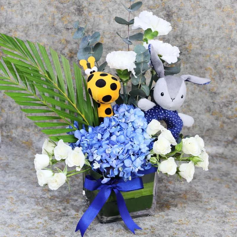 Garden New Born Flower Vase - Flowers gift from Buy Any Flowers Dubai in Al Quoz Industrial Area 4, Dubai, UAE - image 2