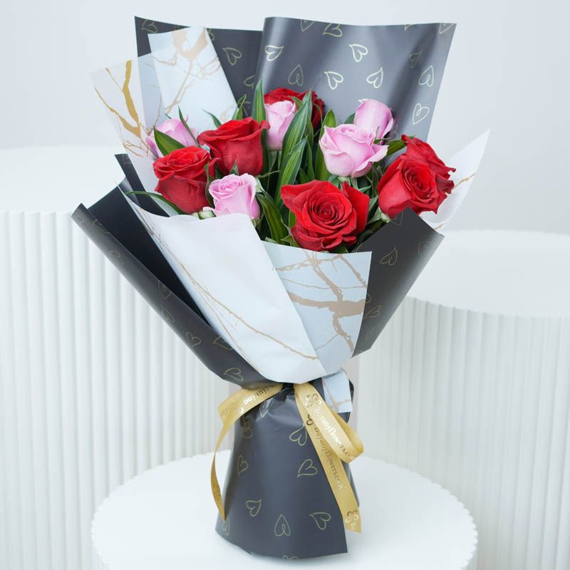 My Cutie Pie 11 Roses Bouquet thumbnail 1