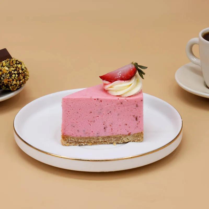 Strawberry Cheesecake 4 Portion thumbnail 2