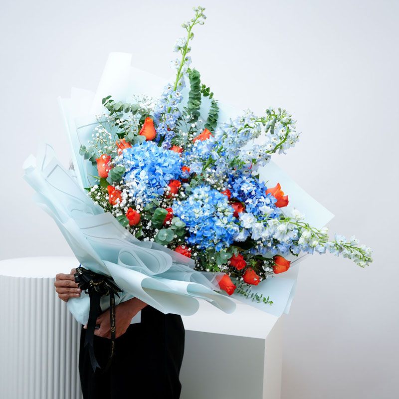 Fantastic Roses and Hydrangea Bouquet - Flowers gift from Buy Any Flowers Dubai in Al Quoz Industrial Area 4, Dubai, UAE - image 2