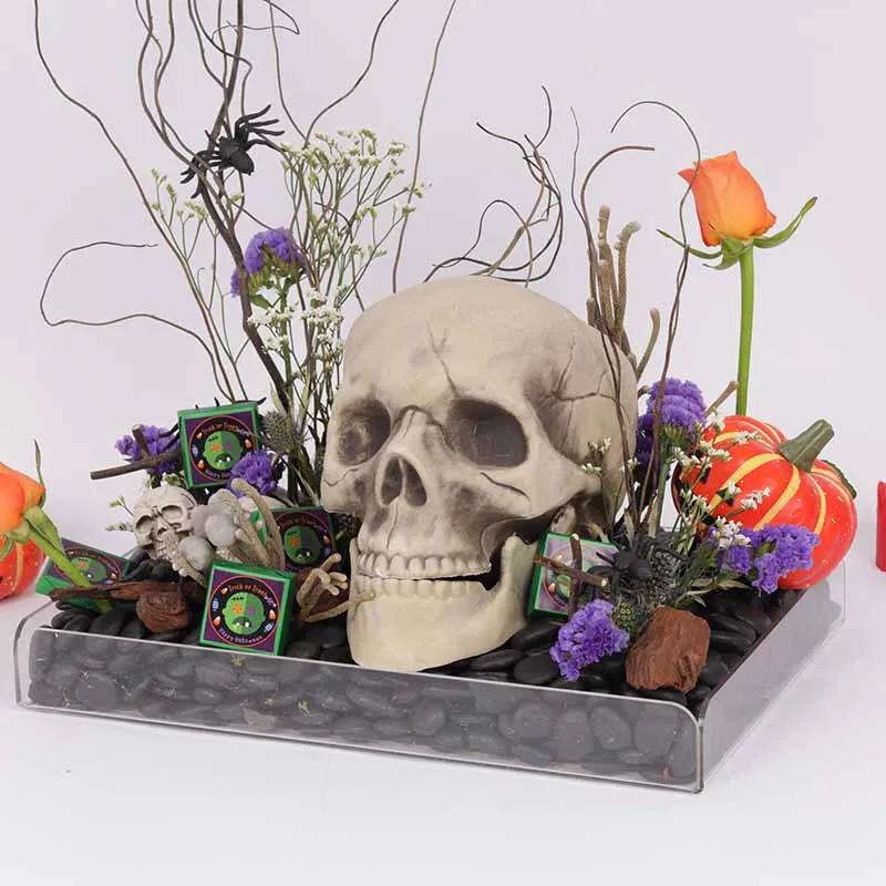 Head on the Tray Arrangement thumbnail 2