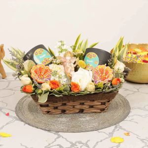 ganesha-blessings-floral-hamper_1.webp