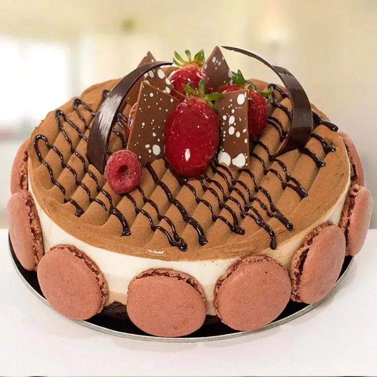 Romantic Night and Triple Chocolate Cake thumbnail 3