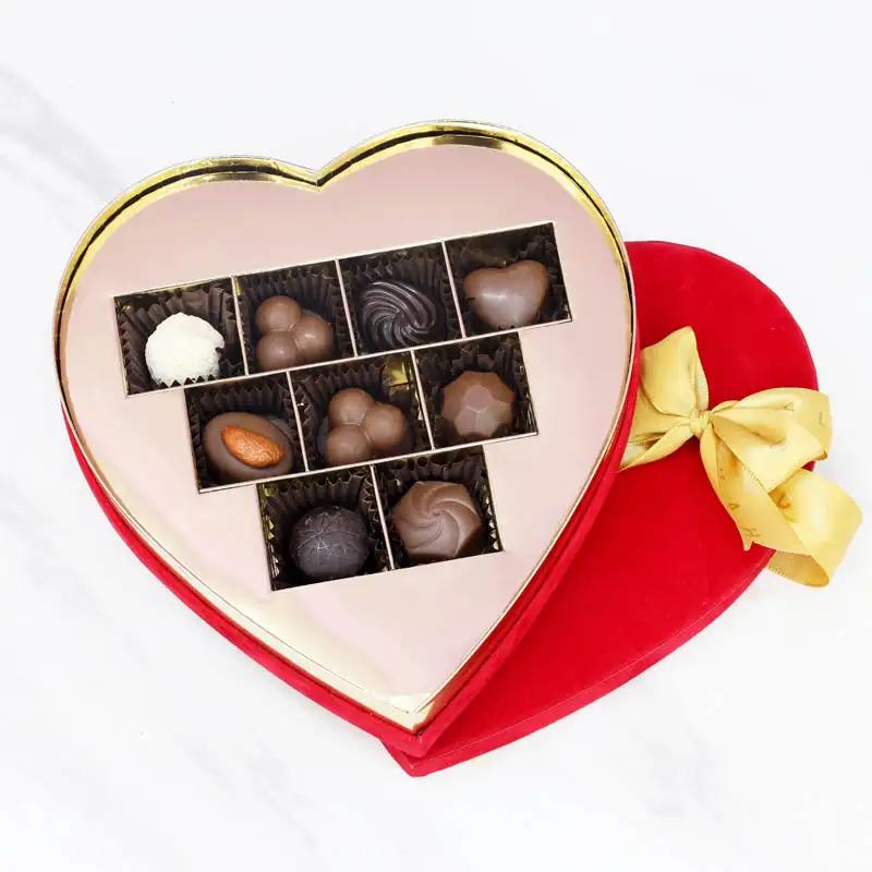 heart-shape-chocolate-box-9-pcs-by-kahve-dunyasi_1.webp