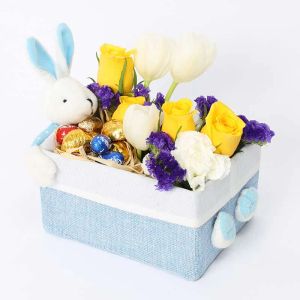 chocolate-floral-bunny-box-blue_1.webp