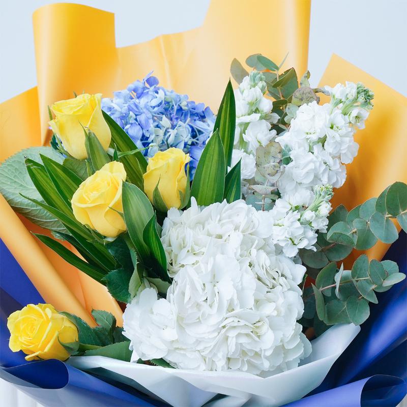 Vibrant Roses and Hydrangea Bouquet - Flowers gift from Buy Any Flowers Dubai in Al Quoz Industrial Area 4, Dubai, UAE - image 2