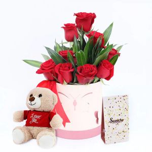 innocence9redrosesboxtrio_0f295b.webp