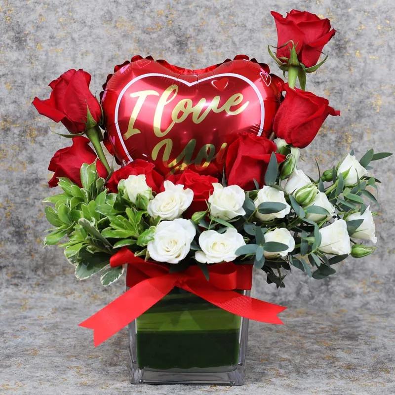 Romantic I Love You Balloon and Flower Vase thumbnail 2