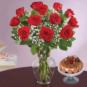 elegant-12-roses-in-vase-and-triple-chocolate-cake_1.webp