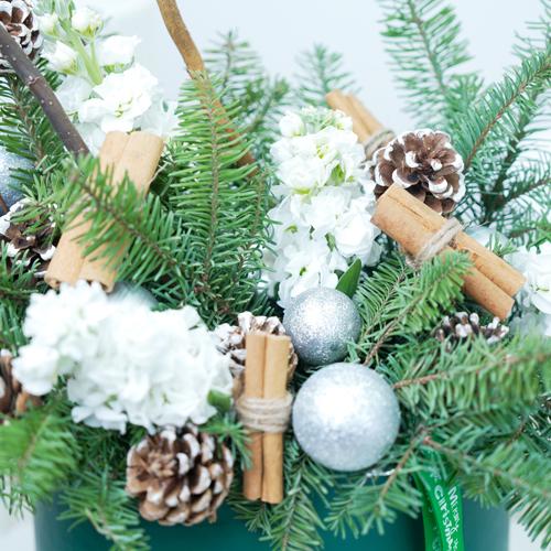 Winter Christmas Flower Box - Flowers gift from Buy Any Flowers Dubai in Al Quoz Industrial Area 4, Dubai, UAE - image 3