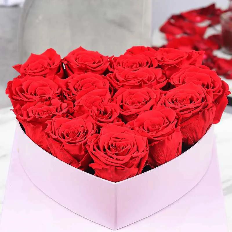 Pure Heart 15 Forever Red Roses in Premium Box thumbnail 2