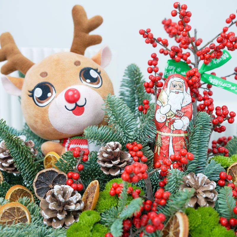 Safari Christmas Flower Tray - Flowers gift from Buy Any Flowers Dubai in Al Quoz Industrial Area 4, Dubai, UAE - image 3