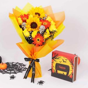 halloween-sunset-bouquet-and-sweecho-chocolates_1.webp