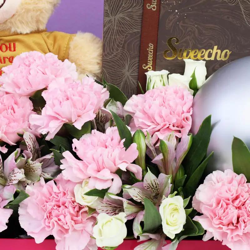 Amazing Pink Flower Hamper thumbnail 3