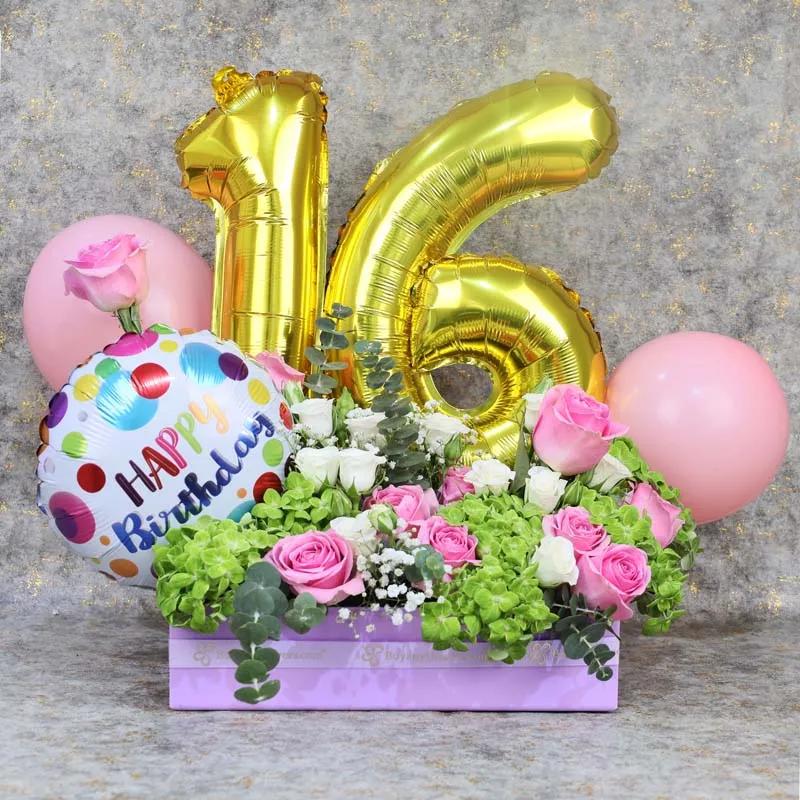 customize-birthday-charm-flower-arrangement_1.webp
