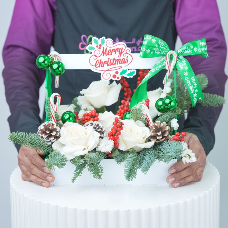 Merry Christmas Flower Tray - Flowers gift from Buy Any Flowers Dubai in Al Quoz Industrial Area 4, Dubai, UAE - image 2