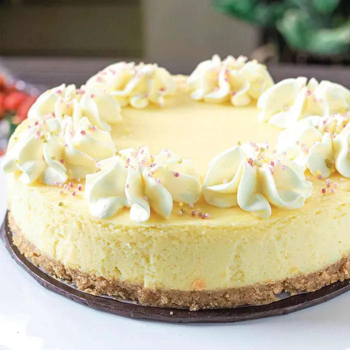 Elegant Baked Cheesecake 4 Portion thumbnail 2