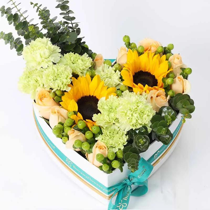 Sunshine Heartshape Flower Box thumbnail 2