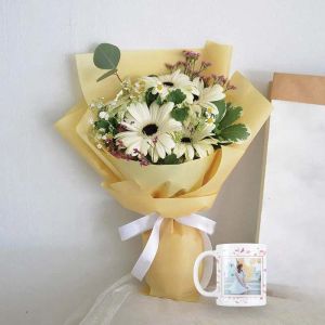 white-satin-n-personalised-mug_1.webp