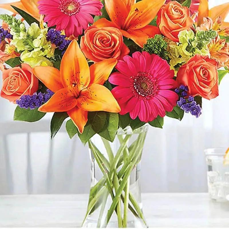 Vibrant Flower Arrangement thumbnail 3