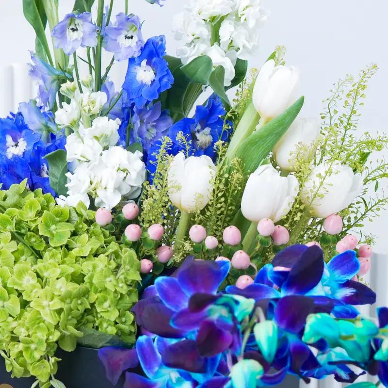 Oceanic Elegance Drawer Box - Flowers gift from Buy Any Flowers Dubai in Al Quoz Industrial Area 4, Dubai, UAE - image 2