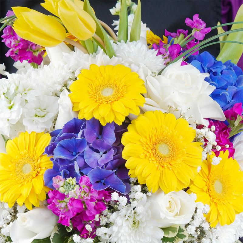 Luxe Garden Flower Arrangement - Flowers gift from Buy Any Flowers Dubai in Al Quoz Industrial Area 4, Dubai, UAE - image 2
