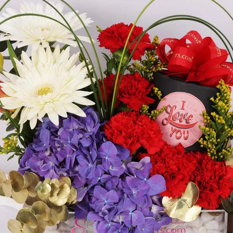 I Love You Flowers and Chocolate Arrangement thumbnail 3