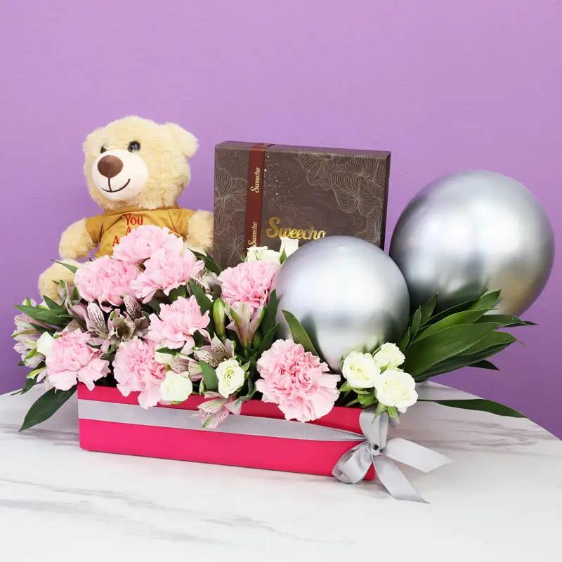 Amazing Pink Flower Hamper thumbnail 4