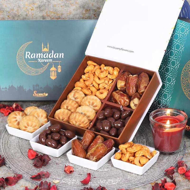delightful-iftar-gift-box-green_1.webp