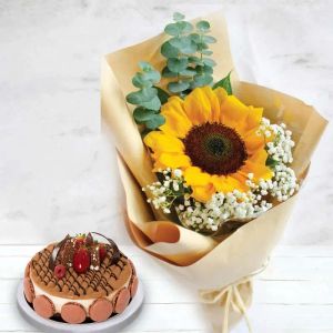 happy-face-bunch-and-triple-chocolate-cake_1.webp
