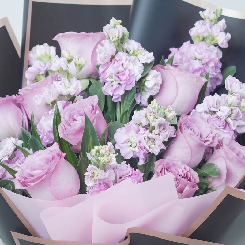 Midnight Lavender Bouquet thumbnail 3