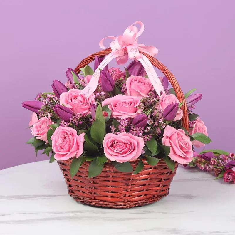 allure-35-roses-and-tulips-basket_1.webp