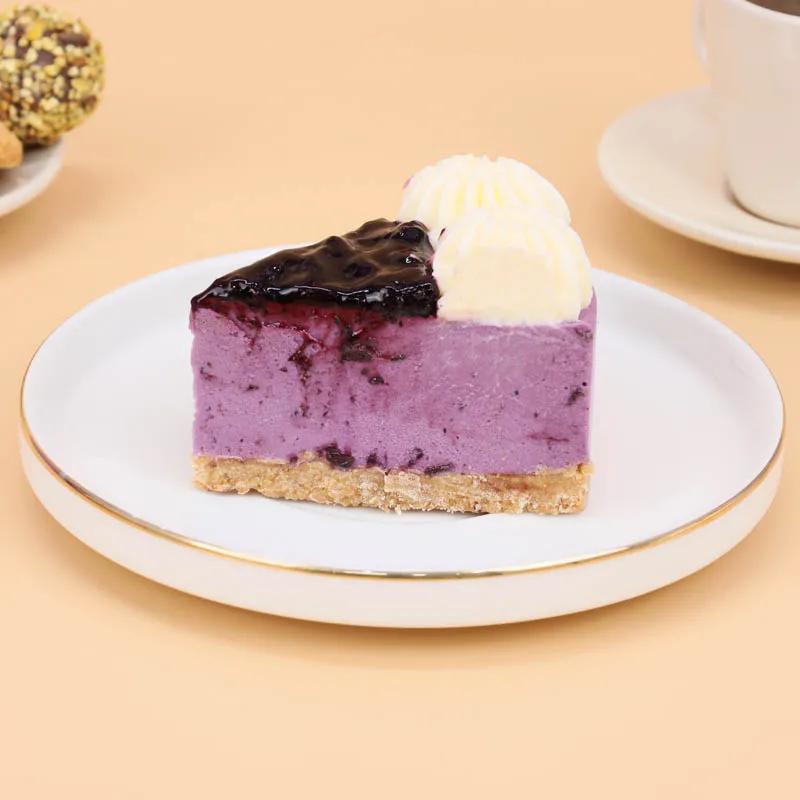 Blueberry Cheesecake 4 Portion thumbnail 3