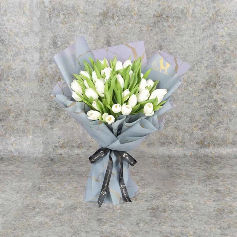 white-beauty-35-white-tulips-bouquet_1.webp