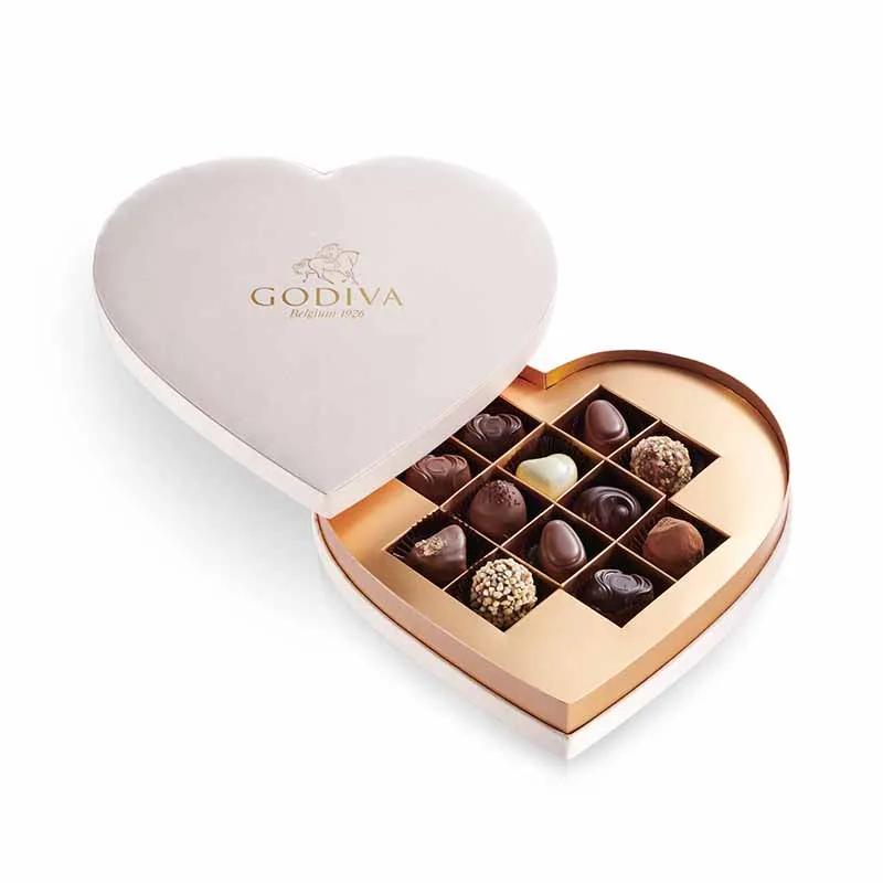 Godiva Coeur Gift Box Beige 12 Pcs in Dubai