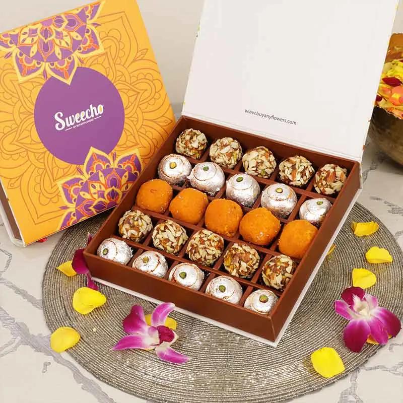 assorted-diwali-sweets-box_1.webp