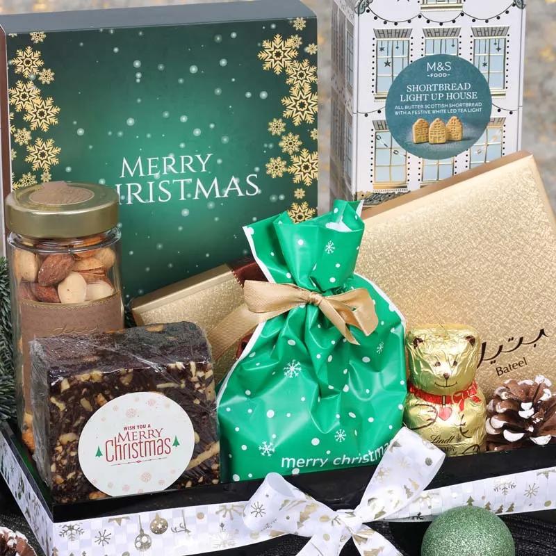 Memories Christmas Premium Gift Tray thumbnail 3