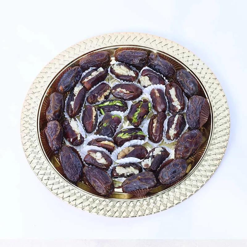 assorted-stuffed-dates-in-round-tray_1.webp