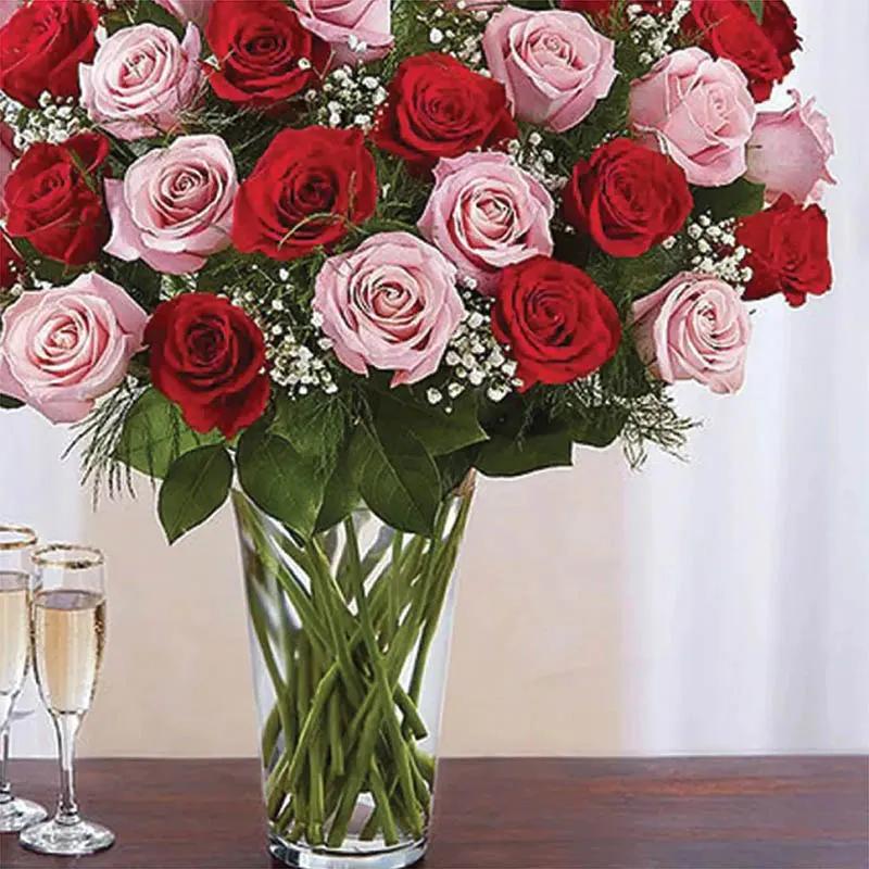 50 Elegant Red and Pink Roses In Vase thumbnail 3