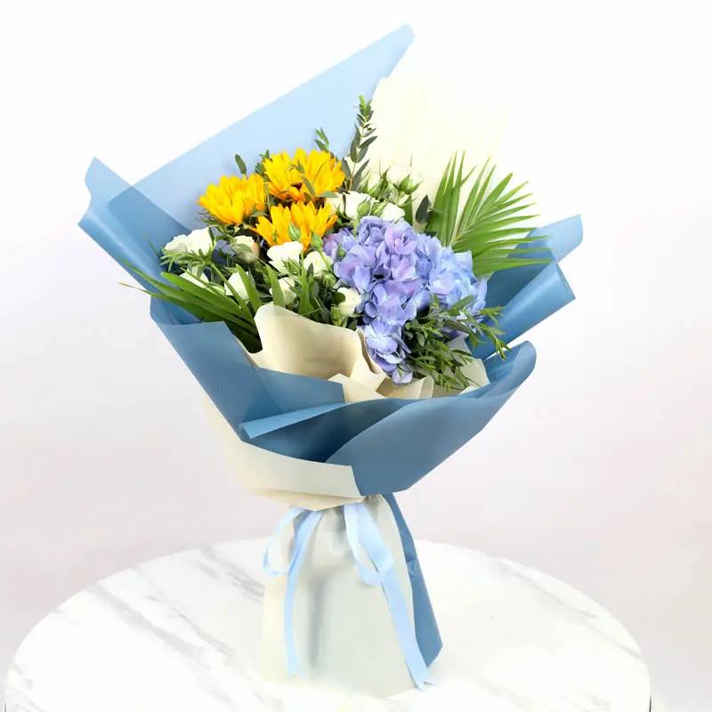 Serene Flower Bouquet thumbnail 2