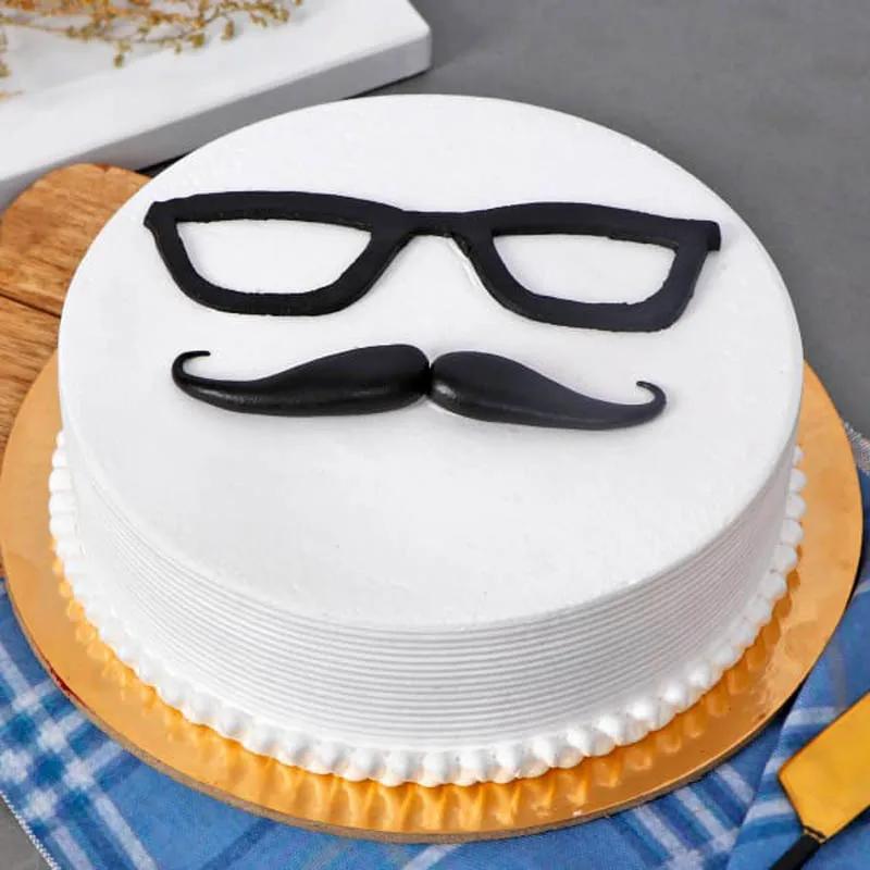 moustach-theme-cake-4-portion_1.webp