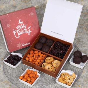 love-christmas-treat-gift-box_1.webp