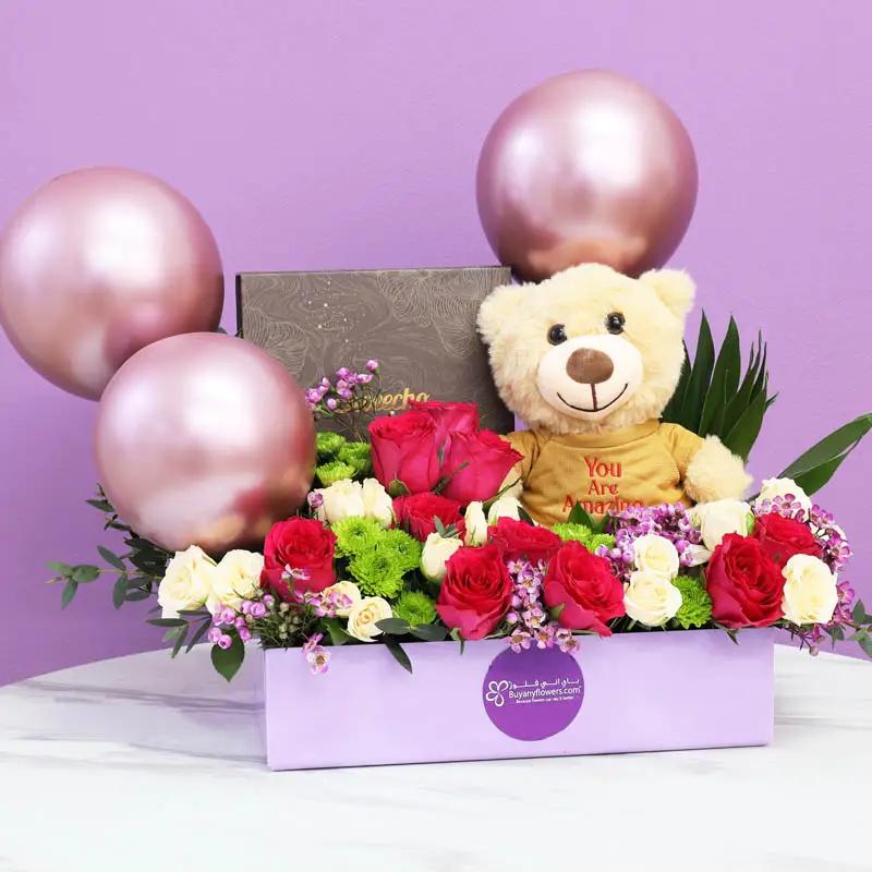 Amazing Flower Hamper thumbnail 4