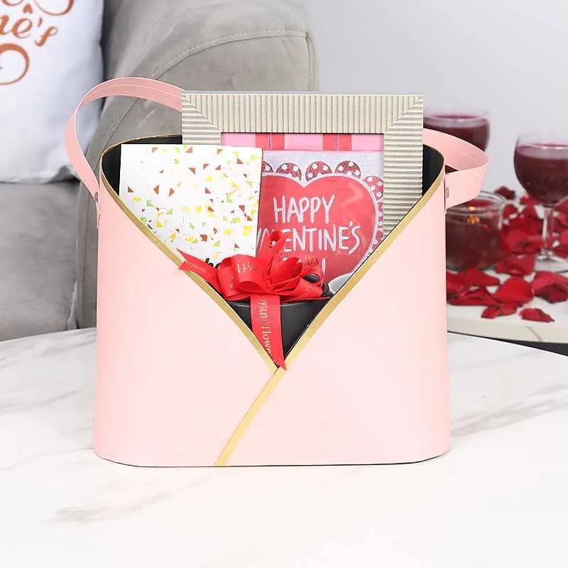 Elegance Valentine Gift Bag thumbnail 3