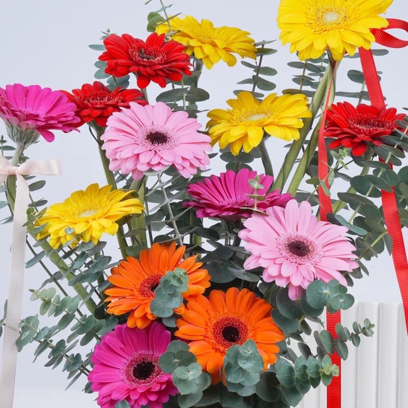 Nature 15 Gerberas in Vase - Flowers gift from Buy Any Flowers Dubai in Al Quoz Industrial Area 4, Dubai, UAE - image 2